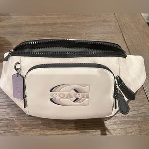 New Coach fanny pack